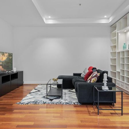 Stylish And Spacious 2-Bed Apartment Melbourne Luaran gambar